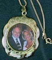 Inexpensive Gold Picture necklace